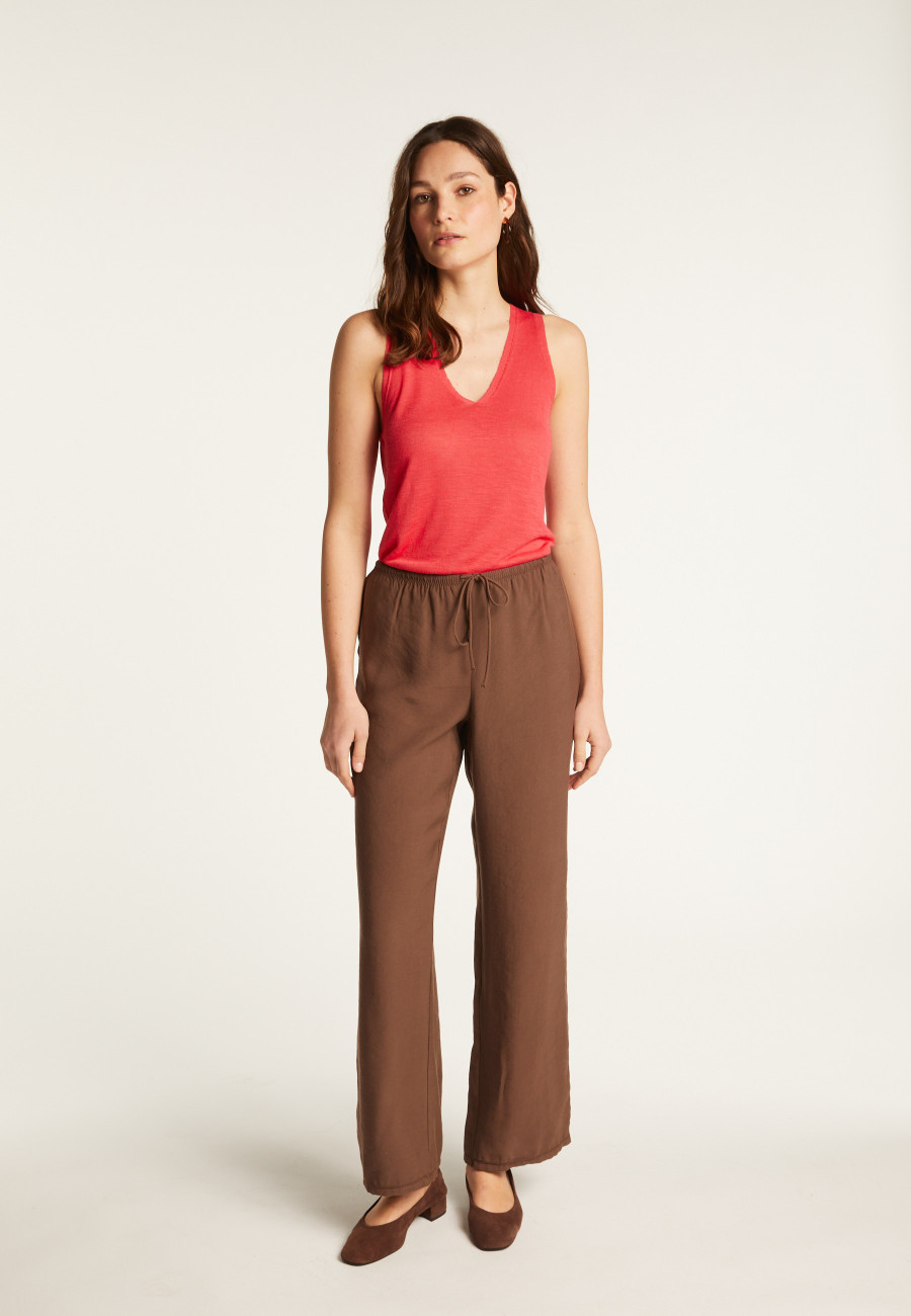 Slub linen V-neck tank top - Lalita Slub linen V-neck tank top - Lalita