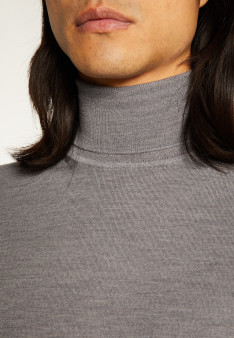 Turtleneck sweater with logo in merino wool - Enzo