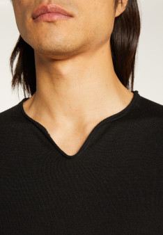 Wool sweater with Tunisian collar - Bono