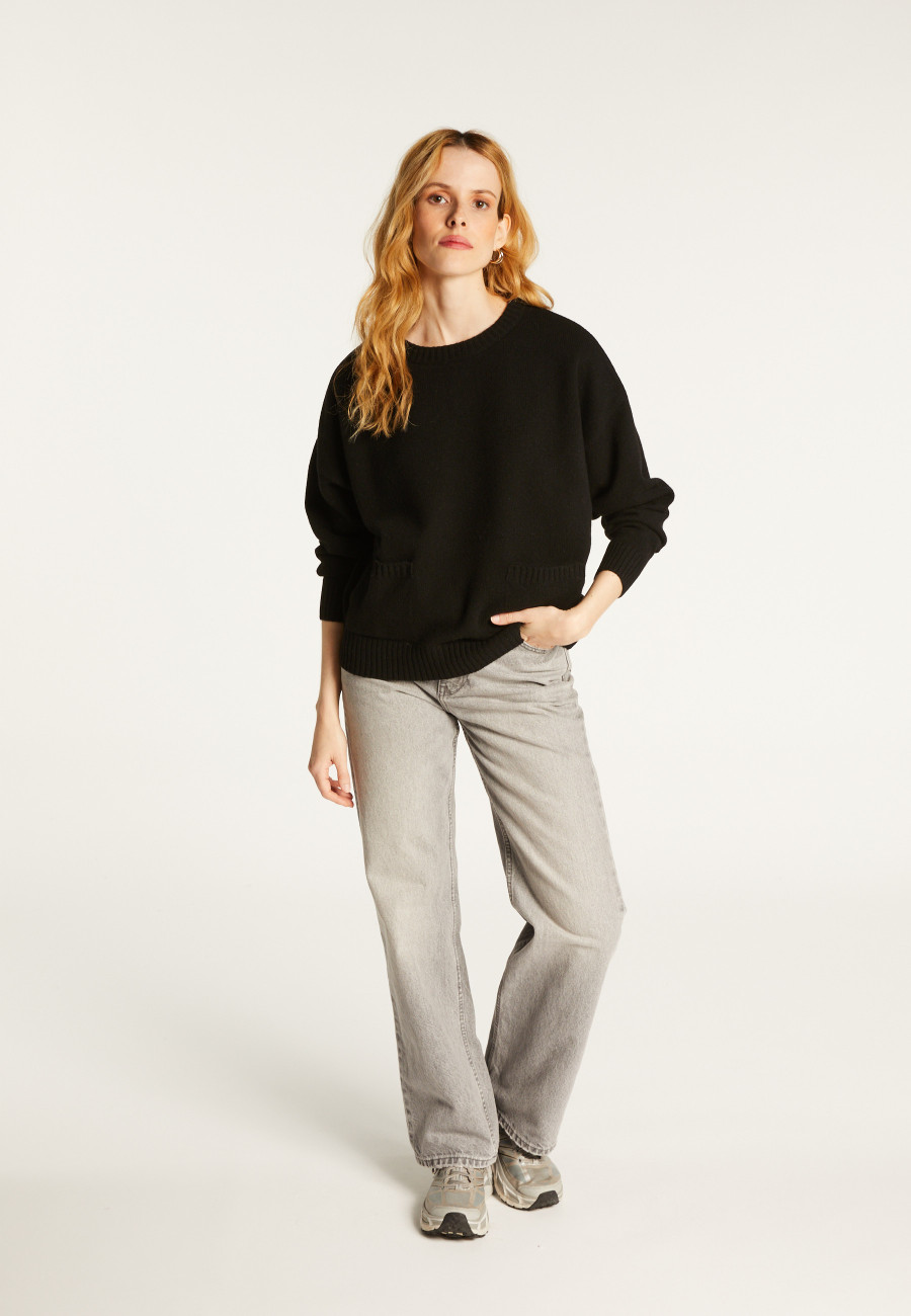 Loose-fit recycled cashmere sweater with pockets - Davina Loose-fit recycled cashmere sweater with pockets - Davina