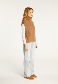 Sleeveless high-neck sweater in recycled cashmere and wool - Dalya