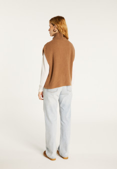 Sleeveless high-neck sweater in recycled cashmere and wool - Dalya