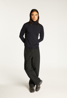 Pull col roulé en laine mérinos pour homme