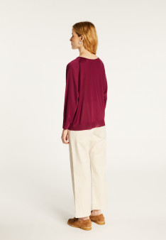 V-neck pullover in Fil Lumière® Delly